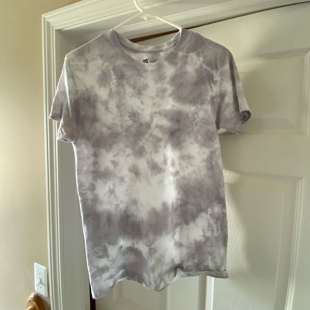 Light grey Tie dye shirt!